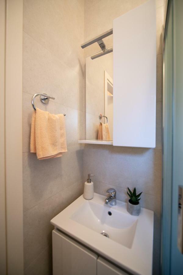 Studio Apartman Tasha Опатия Экстерьер фото